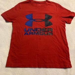 Boy Under Armour t-shirt